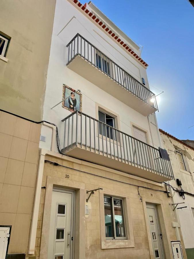 דירות נאזרה Lugar Dos Avos מראה חיצוני תמונה