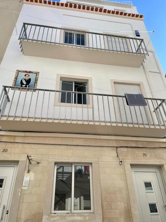 דירות נאזרה Lugar Dos Avos מראה חיצוני תמונה